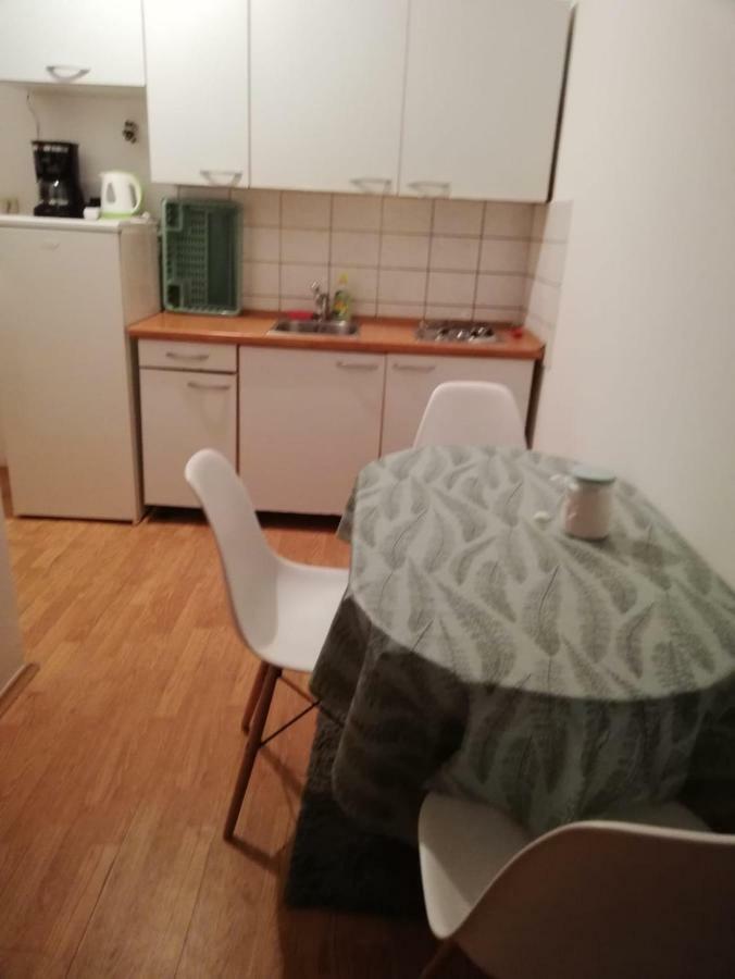 Appartamento Oguic Apartman Pag Town Esterno foto